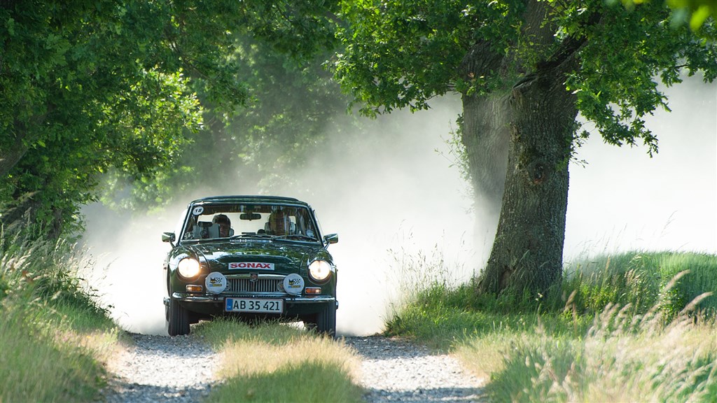 Egon Brix Jørgensen, Otterup og Jens B Andersen Middelfart, MGC GT Downtown, årgang 1968, på vej i Djursland Løbet 2023.
(Foto: rallypics.dk-Viggo Johansen)